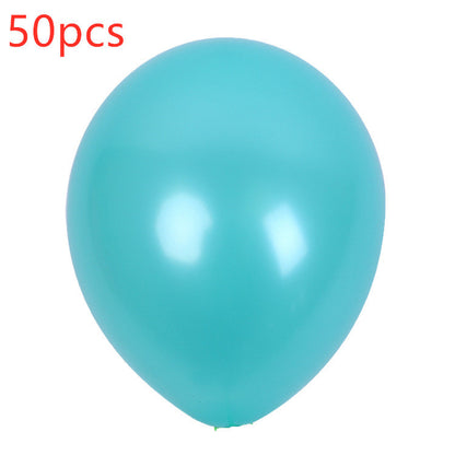 Pearlescent latex balloon