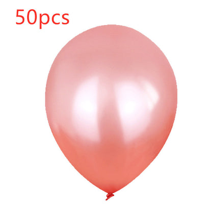 Pearlescent latex balloon