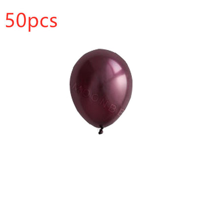 Pearlescent latex balloon